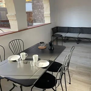 - Iberia Apartamento Barcelona